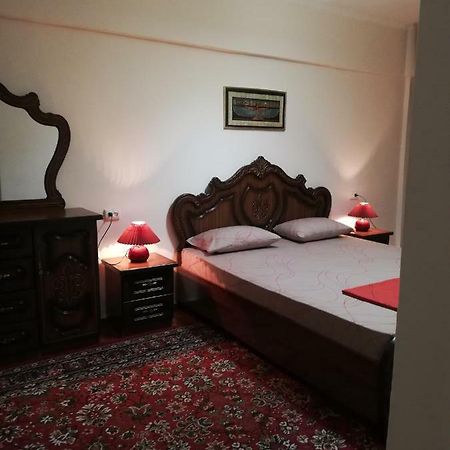 3Br Chorsu Tashkent Exterior photo